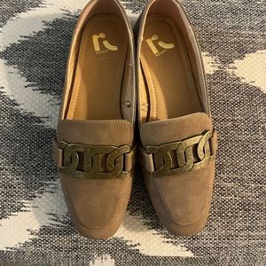 Report Women’s Shoes Ballet Flats Size 6.5 Cucumber